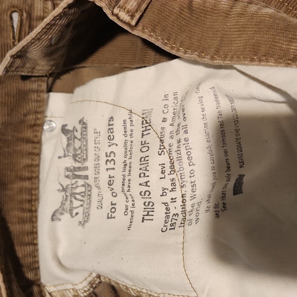 Levis Men's Brown Corduroy Pants - Picture 7 of 7